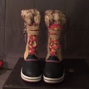 Winter boots
